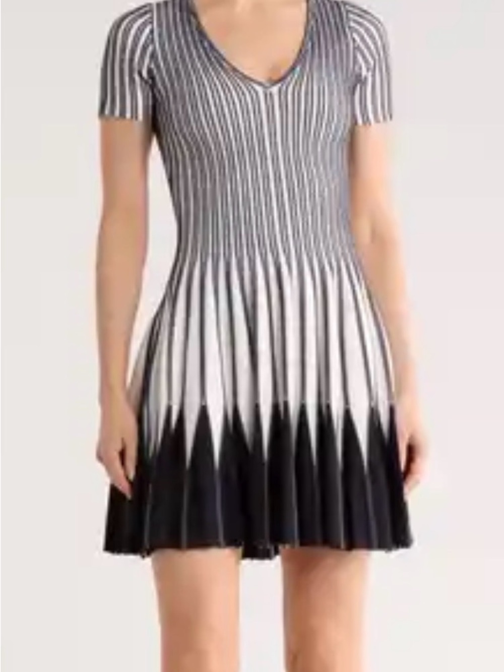Simkhai (xsm) navy and white dress